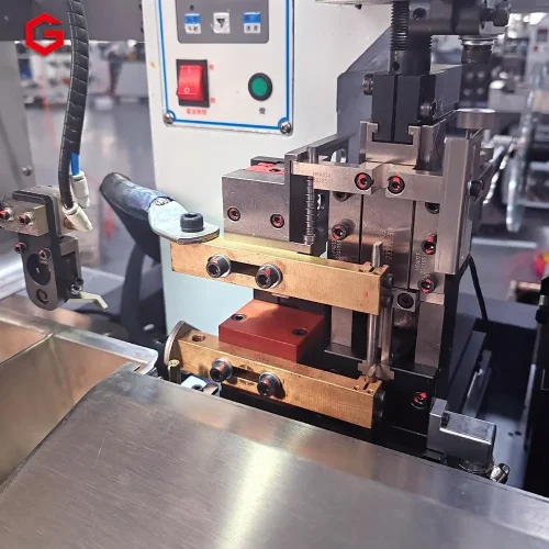 Full-automatic Single-end Terminal Crimping, Tin Dipping and Nickel Sheet Welding Machine GL-02HR-D - Image 3