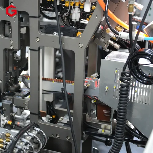 Single-End Waterproof Plug Threading and Single-End Plastic Housing Insertion Machine GL-1801F - Image 4