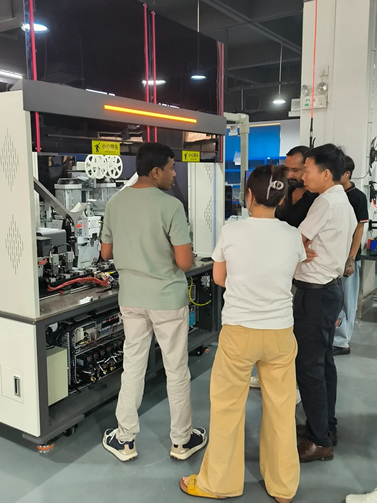 Indian_clients_visiting_the_factory