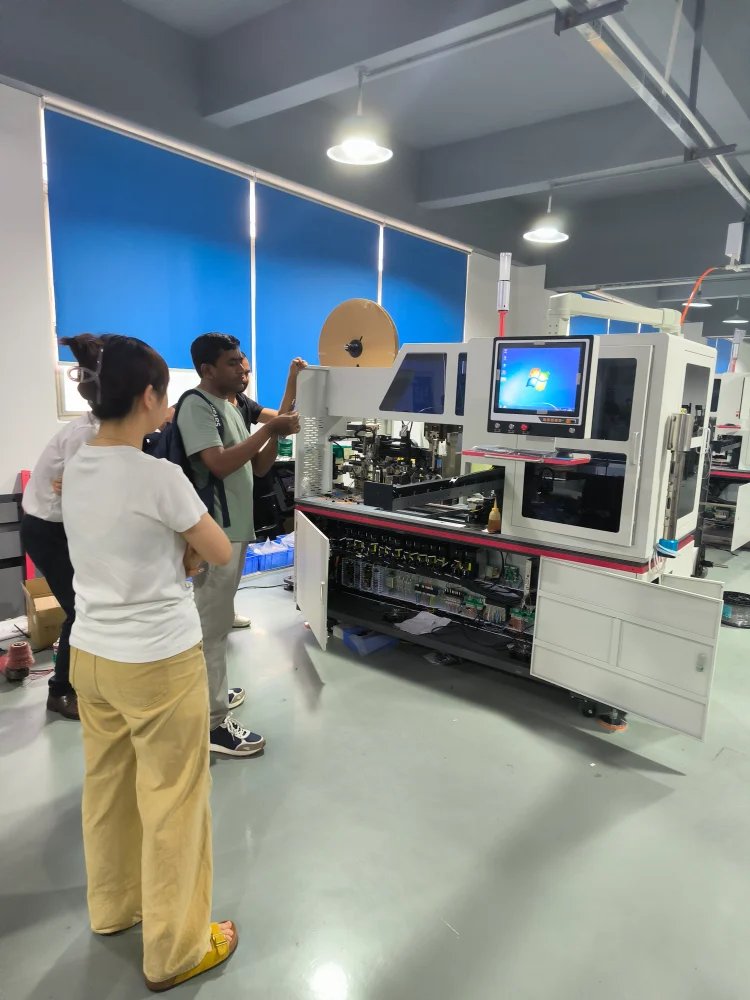 Indian_clients_visiting_the_factory