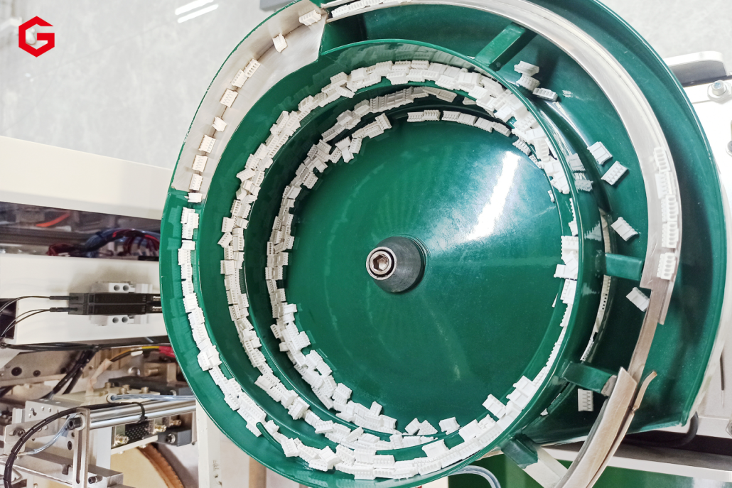 automatic housing insertion machin